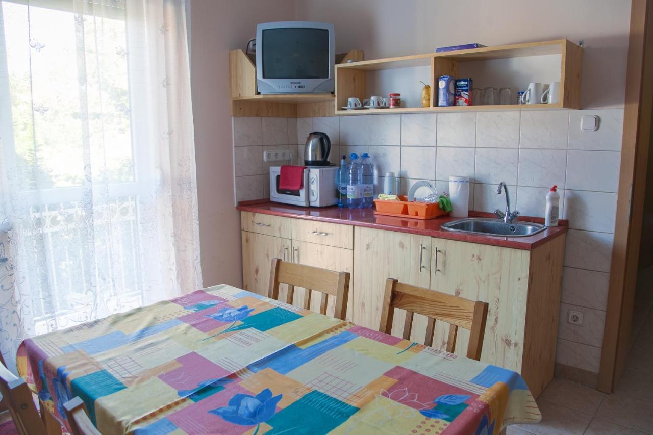 Izabella Panzio Bed & Breakfast Hajduszoboszlo Bagian luar foto
